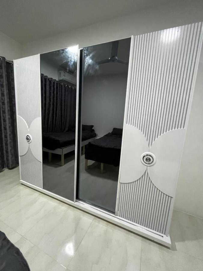 Apartamento كورنيش عجمان Ajmán Exterior foto